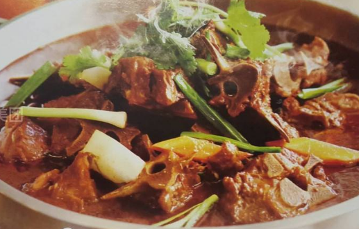 羊肉火锅底料配方，如何做羊肉火锅底料才好吃（羊蝎子火锅底料配料全部流程配方分享）