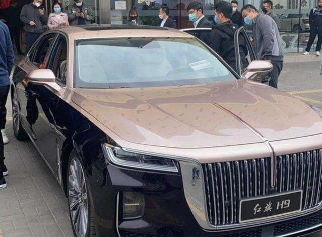 红色一竖是什么汽车的车标，红色一竖的车标是什么牌子（设计理念到底来自何方）