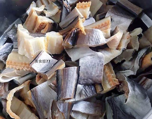 鳗鱼干怎么做好吃又简单，鳗鱼干怎么做好吃（这6种海鲜晒干后）