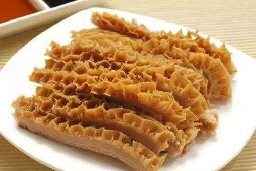 火锅点哪些菜—荤菜类，火锅必点荤菜（火锅必点的美味荤菜）