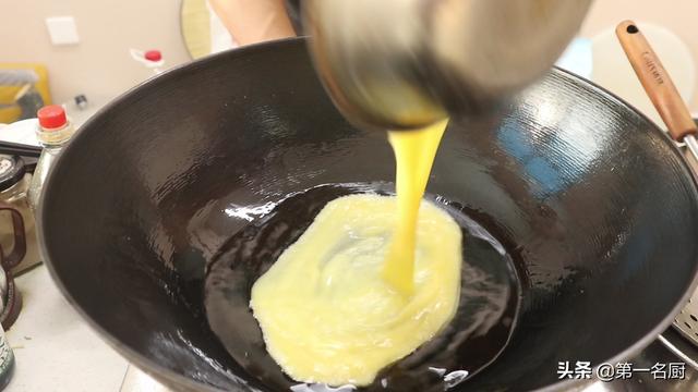 蛋浇饭做法介绍，蛋浇饭做法（这才是“西红柿鸡蛋盖浇饭”的家常做法）