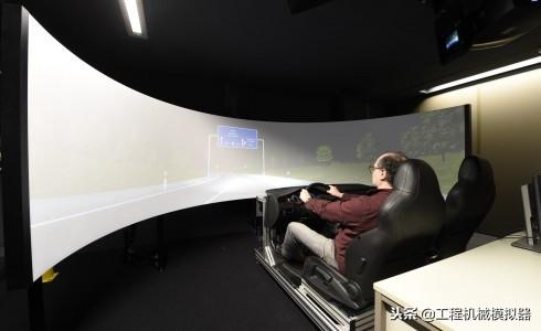 工程机械大灯 夜间驾驶模拟实验室研发和测试前大灯