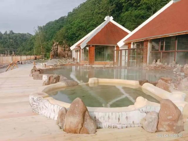 男神节是几月几日，男神节是几月几号（这个情人节就是想“泡”你）