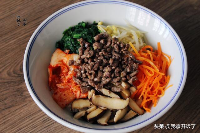 煲仔饭热量高吗，用电饭煲做懒人煲仔饭（这饭拌一拌就上桌）