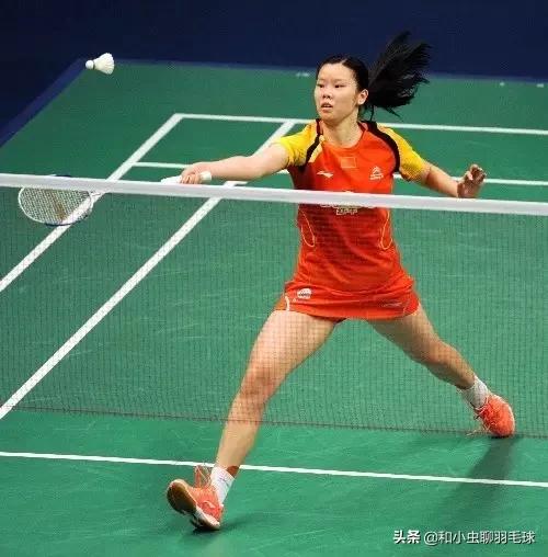 打羽毛球的技巧大全，打羽毛球的技巧大全视频（14个技巧帮你提升）