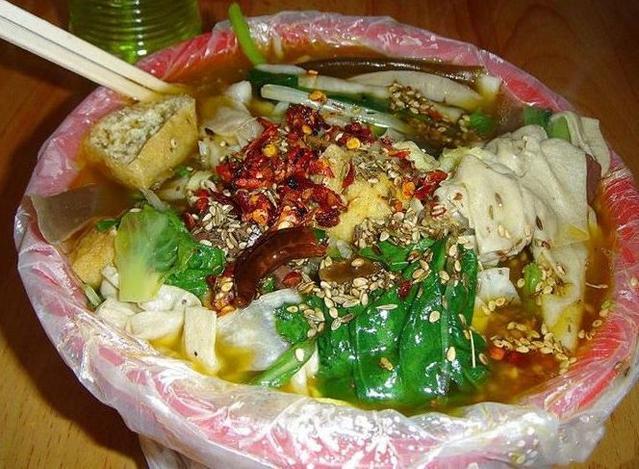 多春鱼的危害，多春鱼不去除内脏可以吃吗（中国最脏“四种街头小吃”至少一样你吃过）