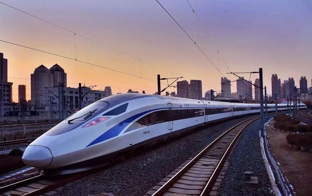 辽宁铁路轨道交通职业学院，2021辽宁轨道交通职业学院地址在哪里（毕业生直通“铁”饭碗）
