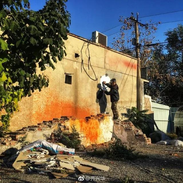 男生网名英文高冷，霸气的英文网名男生   Bohemian 浪荡不羁微信昵称（这位“不务正业”的粗大汉）