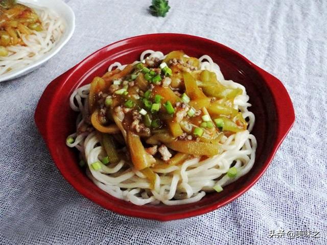 打卤面的做法，打卤面的做法最正宗的做法视频（美味打卤面的17种做法）