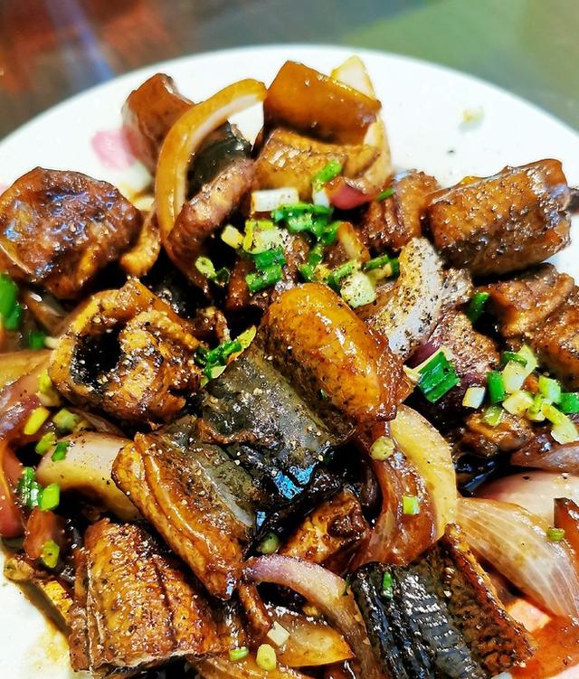 鳝鱼怎么做好吃，黄鳝怎么做菜好吃又大补（鳝鱼的10种美味做法）