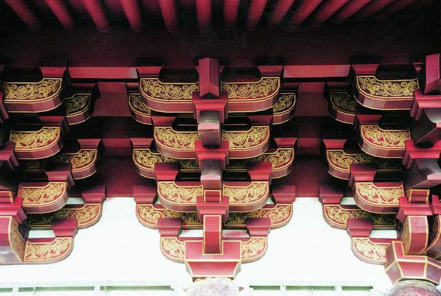 什么是斗拱，斗拱的作用有哪些，什么是斗拱（此物唯古建筑独有——斗拱）