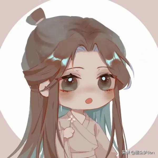 江煜/天官赐福花城头像。微信，江煜/天官赐福花城头像。（谢怜变身拿着枪的小红帽）