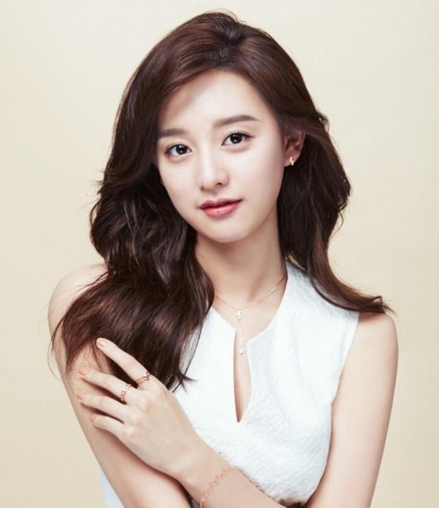 李沁星座,十二星座专属女神 - 玉三网