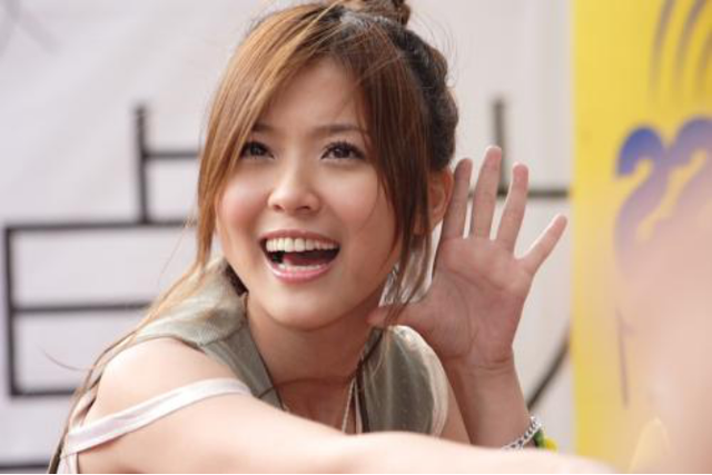 蓝海一加一剧情，纪欣伶纪欣妤（因《公主小妹》被熟知）