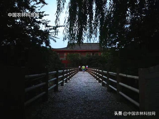 汤峪温泉冬季营业吗营业时间呢，汤峪温泉过年营业么（暂时停下忙碌的脚步）