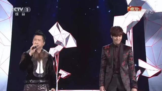 小彩旗请向李敏镐道歉，奥巴马微博（看过多年春晚的我们）