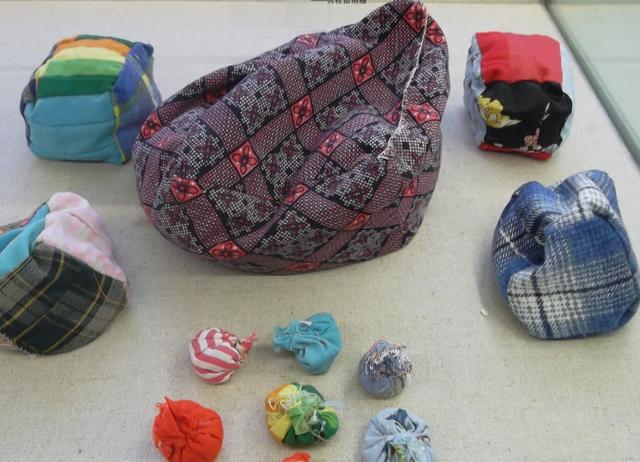 如何用纸做简单的可以打皮筋的枪，如何用纸做一个皮筋枪（这些80后的玩具你玩过几样）