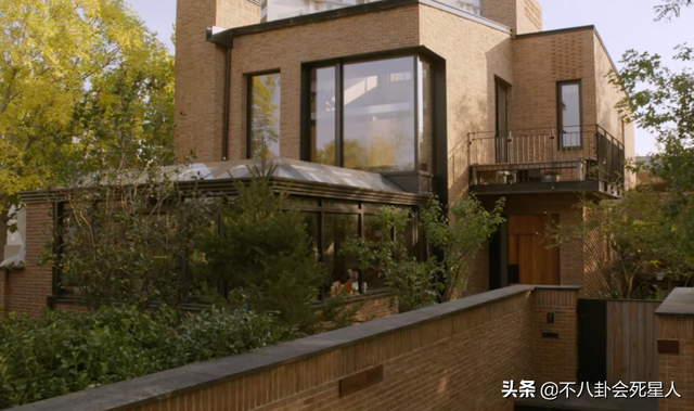 顾里是什么电视剧，江铠同在哪部电视剧中饰演顾里（住四合院、开宝马买菜、全员悬浮）