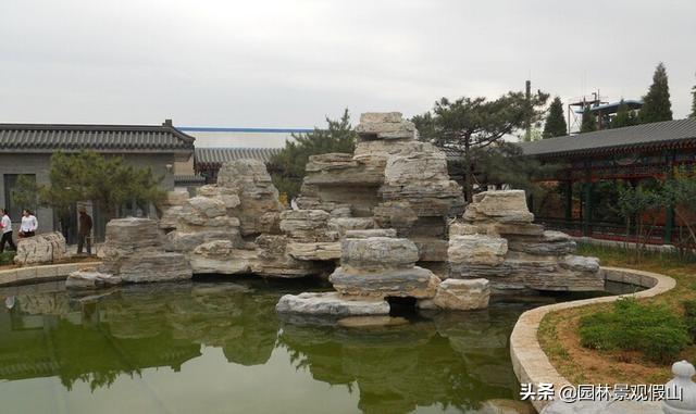 假山盆景放在客厅哪个位置好，假山盆景摆放在客厅什么位置好（办公室假山如何放置才好、室内放置哪种类型假山）