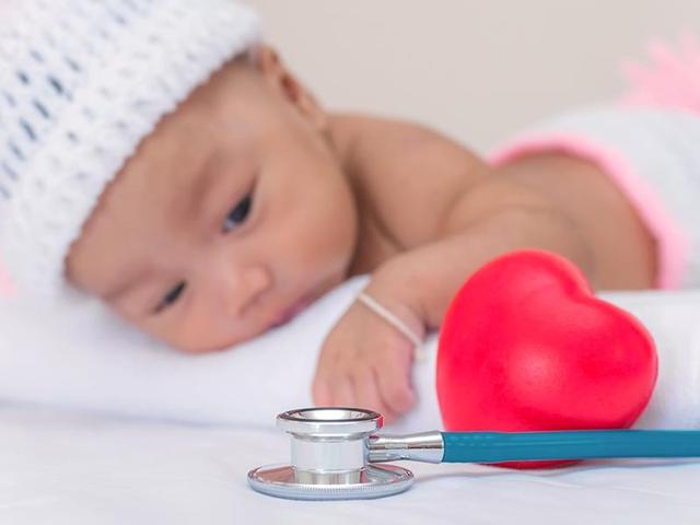 新生儿心脏有杂音是怎么回事，新生儿心脏有小杂音是怎么回事（大多数是属于良性的功能性杂音）