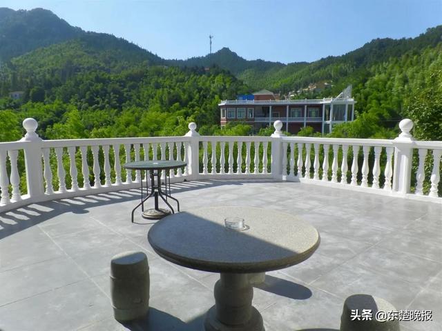 哪里有高空蹦极，哪里有高空蹦极的地方（高空蹦极、滑雪、宿房车、星空银河……超多玩法等你来玩）