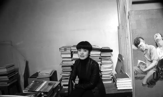 大卫像是谁的作品，《大卫》像是谁的作品（央美才女18岁凭借一幅《大卫》名声大振37年过去了依然无人超越）