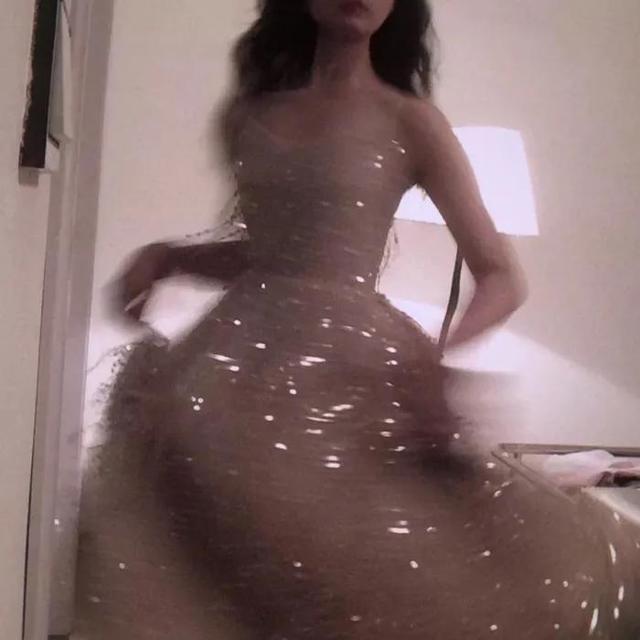 夸人好看的彩虹屁，夸人的彩虹屁有哪些（朋友圈夸人的彩虹屁~<女生>）