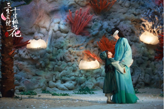 小琉璃是谁演的，琉璃小时候是谁演的（周冬雨驾驭不了“仙界美人”就算了）