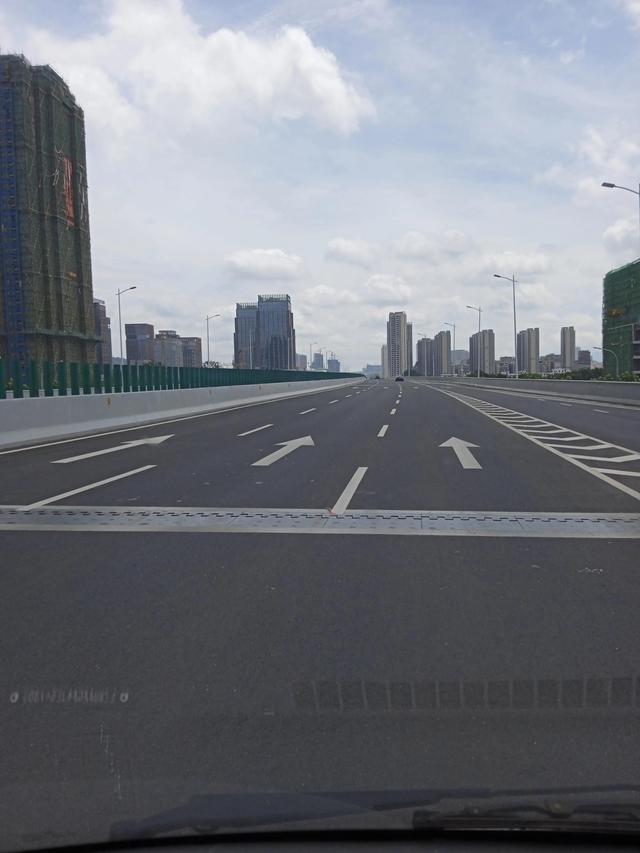 高架和高速的区别，高架是什么意思（支持赣州全力以赴建设高架快速路）