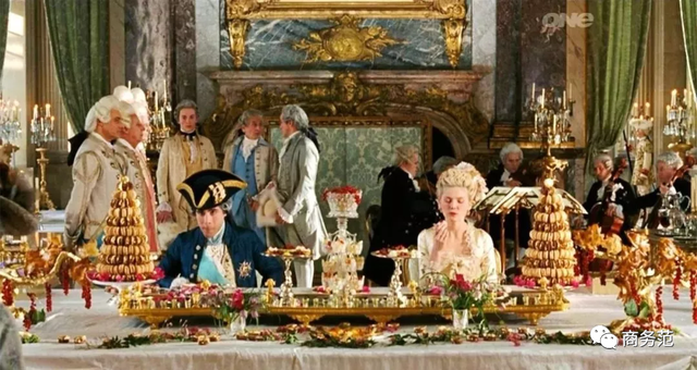 狗狗衣服大全纸样图片，狗狗衣服的手工DIY（7500件衣服、珠宝浮夸）