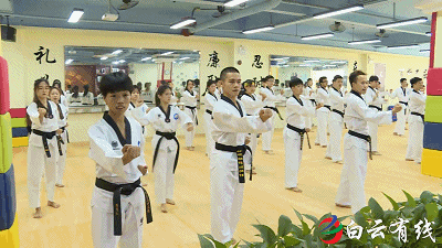 跆拳道分级分别是什么带，跆拳道分几种（我们白云区少说都有100多个……）