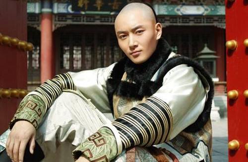 《甄嬛传》中帅气果郡王,毁容修复后,《宸汐缘》演国师惹人心疼