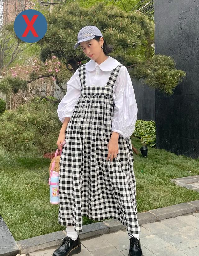 穿裙子是不是一定要穿安全裤,穿裙子要不要穿安全裤(裙子里面别穿“安全裤”了) 穿裙子是不是一定要穿安全裤,穿裙子要不要穿安全裤(裙子里面别穿“安全裤”了)