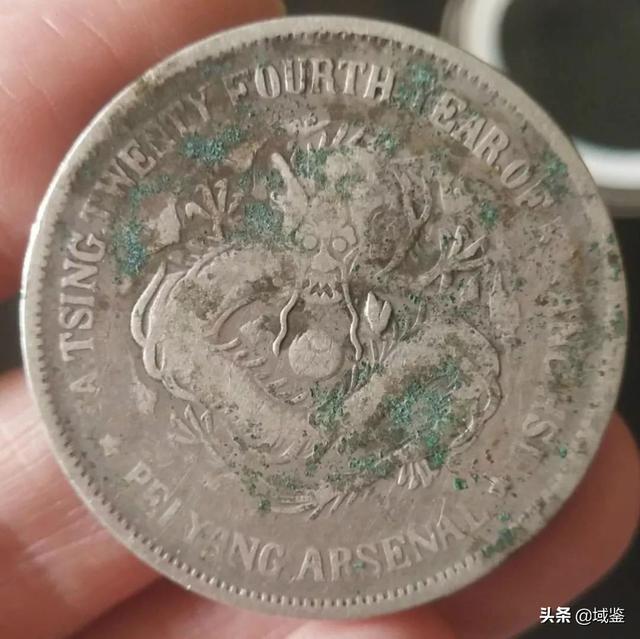 100元怎么看真假，新版100元人民币怎么鉴别真假真伪（袁大头辨别有技巧）