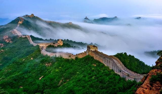 2,万里长城:不到长城非好汉,中华景观的文化瑰宝