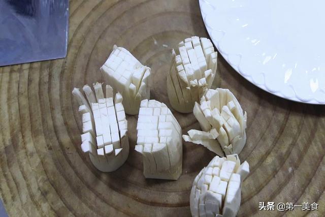 杏鲍菇煮多久可以熟，杏鲍菇煮几分钟能熟（上桌比吃肉还受欢迎）