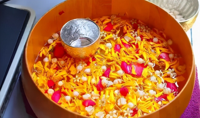 宋干节的宋干是什么意思 泰国的宋干节指的是什么，宋干节的宋干是什么意思（泰国宋干节那些事儿）