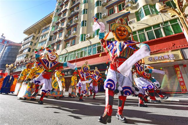 九寨沟海拔最高多少米，九寨沟海拔高度是多少米（中国最美的县城之一）