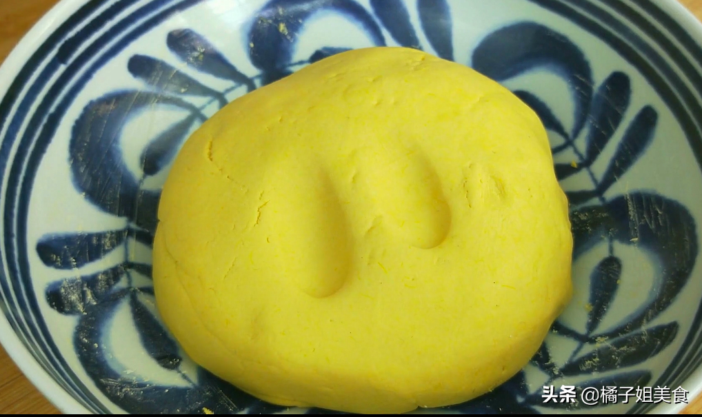 圖片[4]-超簡單的南瓜糯米丸子 香甜軟糯 全家人都喜歡-起舞食譜網