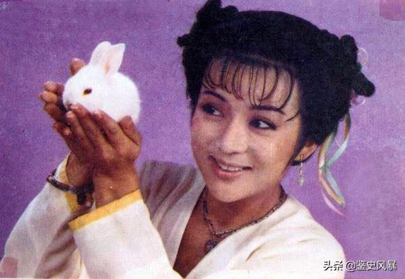 冯宝宝，冯宝宝真实身份大揭秘（养活10兄妹,被家人两度逼疯,60岁获新生图片）