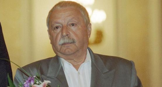 墓碑不能刻第三代，墓碑不能刻第三代离开的儿媳（为何还要为赫鲁晓夫制作独特墓碑）