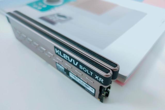 科赋BOLT XR DDR4-3600内存评测：低调外表下的超频神器
