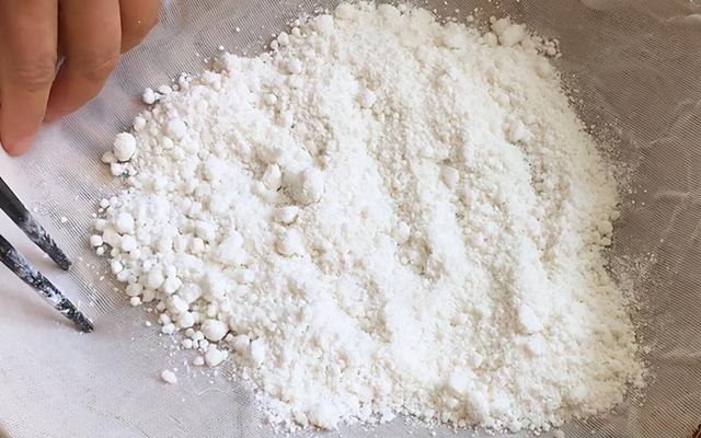 年糕怎么做好吃又简单，在家怎么做简单又好吃的年糕（学会过年给家人露一手）