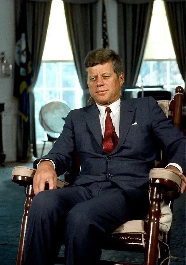 风流总统肯尼迪:与女间谍共度春宵3天不出门,派对上找应召女郎