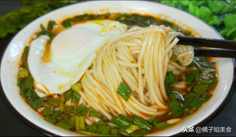 【热汤面】做法步骤图 做法简单又快速-起舞食谱网