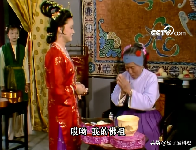 夕颜花是牵牛花吗，花语比较虐心的花（它这落苏的别名同样动人）