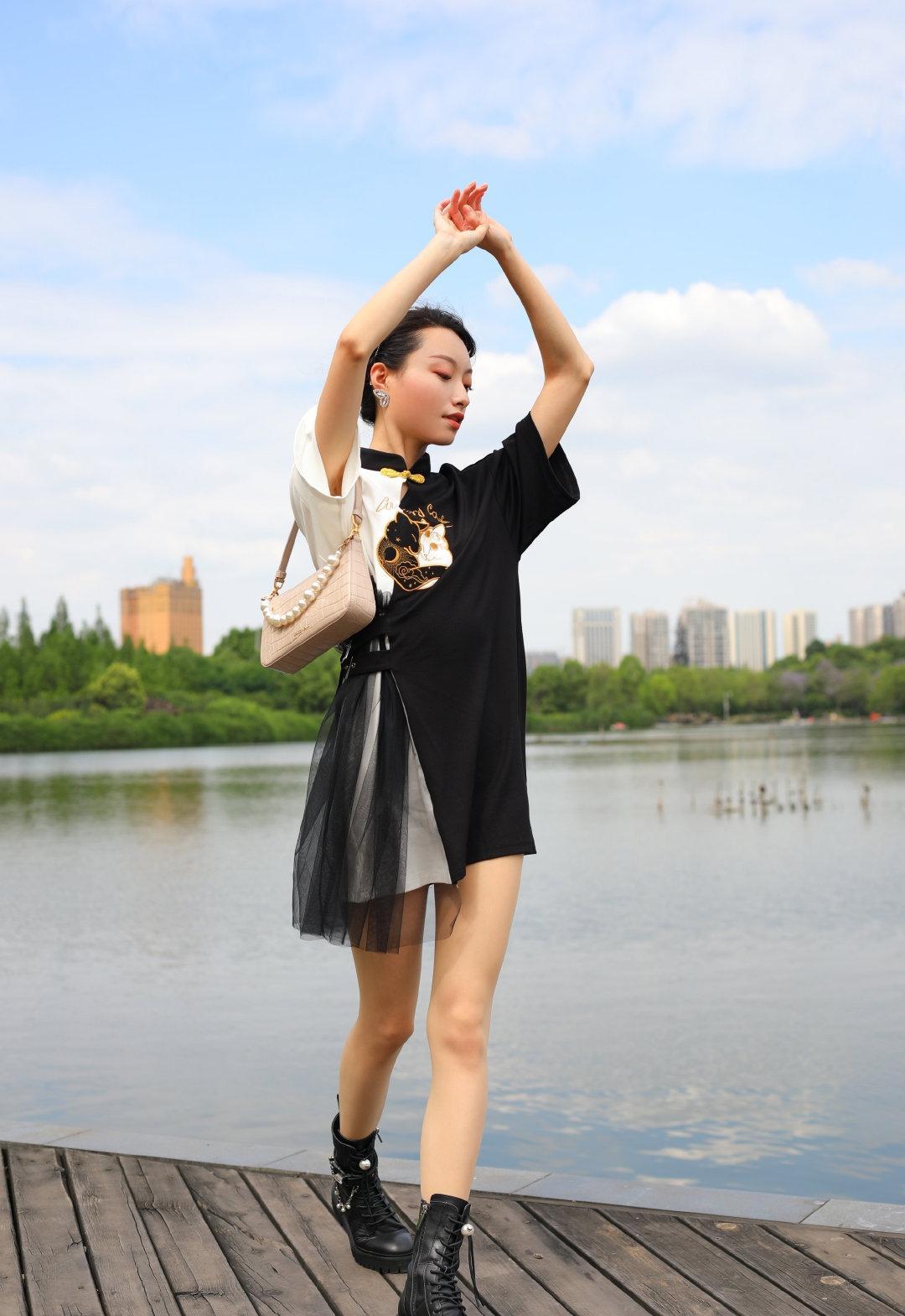 中国特色民族服装盘点，外国人都拒绝不了，日常穿也太实用了