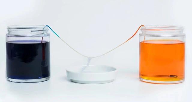 钟乳石是怎么形成的，钟乳石是怎样形成的（跟着世界自然遗产学知识）