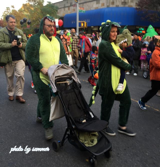 美国万圣节是什么节日 美国人怎样过万圣节，美国万圣节是什么节日（看美国人过万圣节有多疯狂）