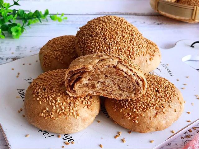 五香饼的做法大全，五香油饼的家常做法（六道吃不腻的饼）